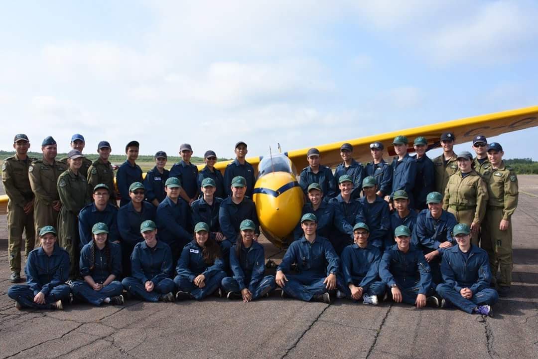 Group Photo for the Glider Pilot Scholarship Course